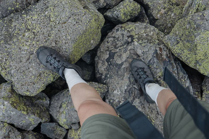 best hiking shoes for new hikers